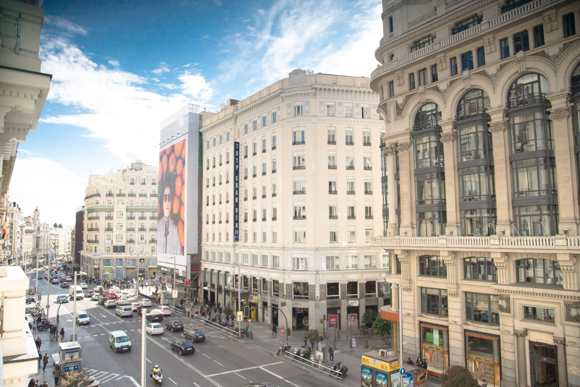 Petit Palace Triball Madrid Eksteriør bilde