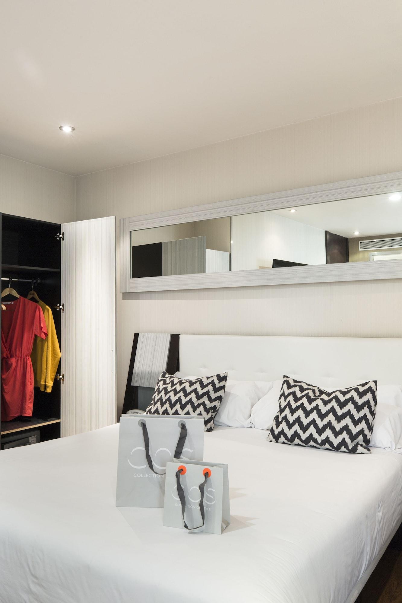 Petit Palace Triball Madrid Eksteriør bilde