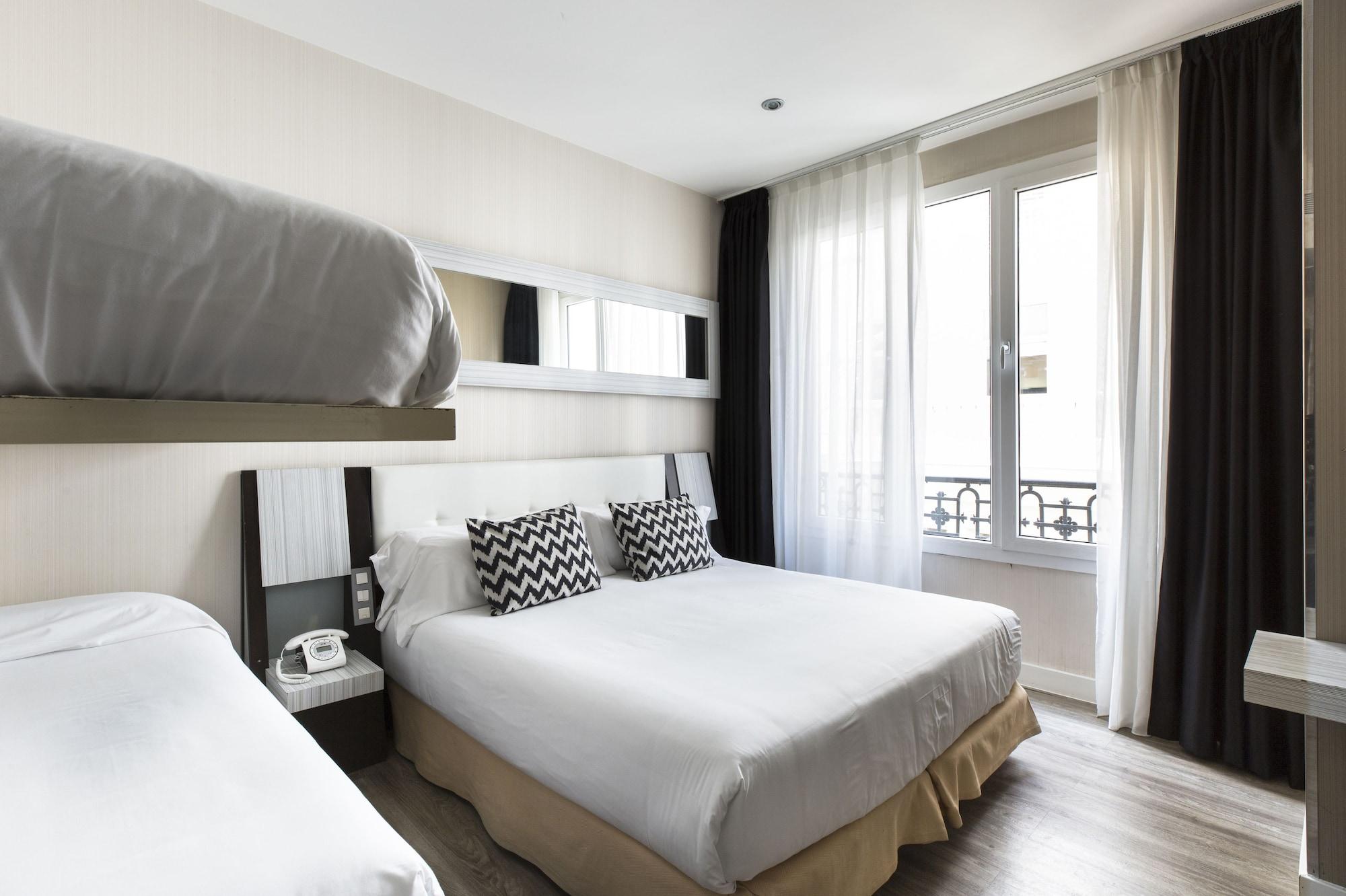 Petit Palace Triball Madrid Eksteriør bilde